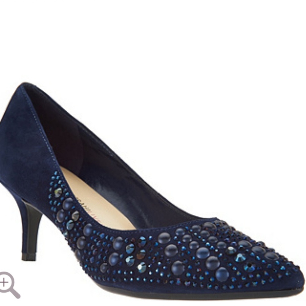 Brand new Isaac Mizrahi suede embellished pumps